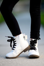 Load image into Gallery viewer, [White] Boots
