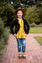 Load image into Gallery viewer, [Black Ribbed] High Low Ruffle Cardi
