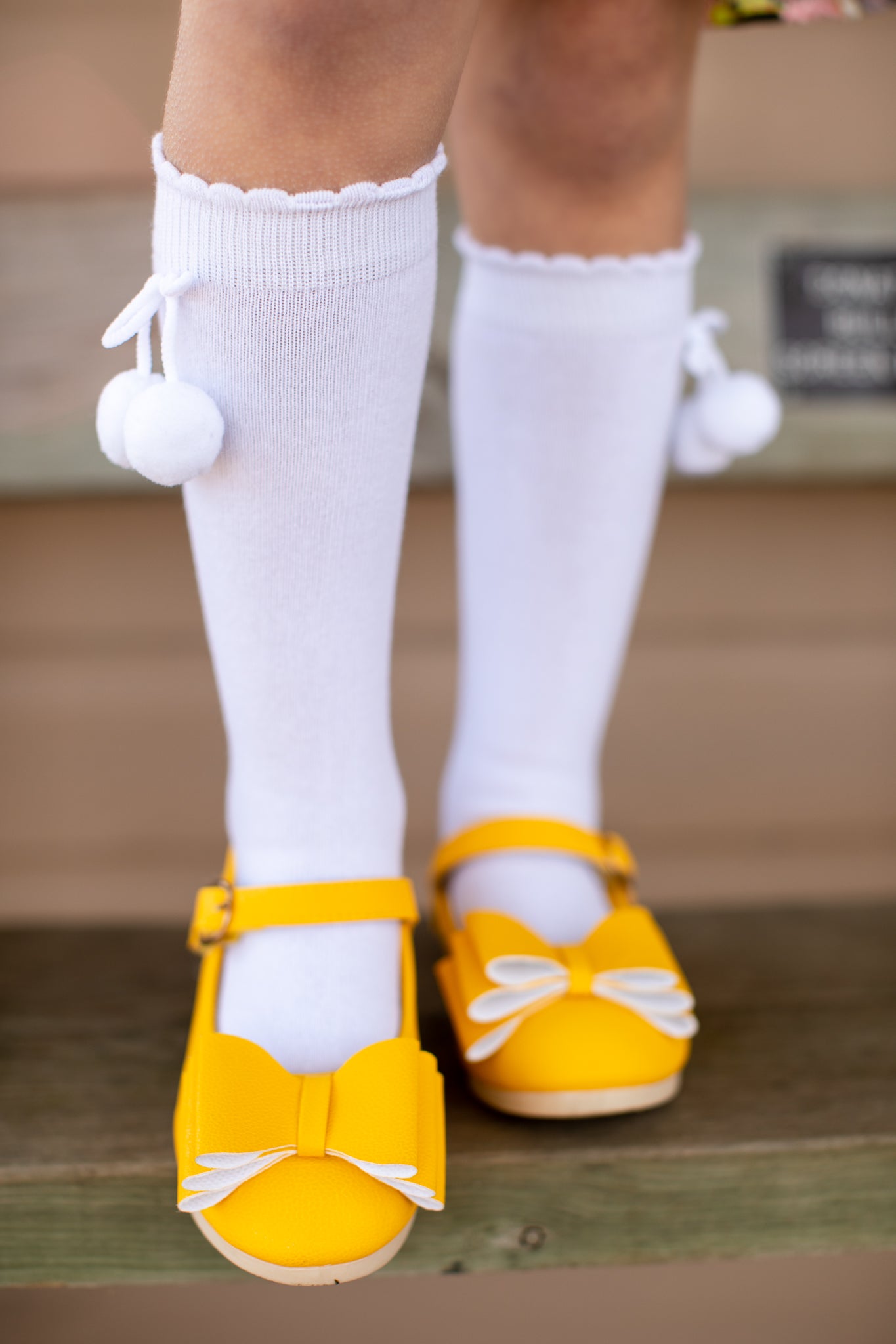 [Pebble Yellow] Bow Shoes