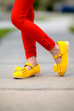 Load image into Gallery viewer, [Pebble Yellow] Bow Shoes
