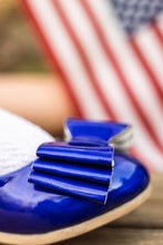 Load image into Gallery viewer, [Holographic Blue] FLAWED Bow Shoes
