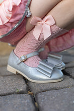Load image into Gallery viewer, [Silver Shimmer 2.0] Bow Shoes
