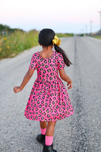 Load image into Gallery viewer, [The Boss Babe] Dress
