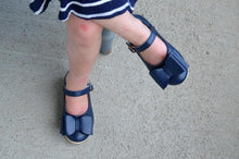 Load image into Gallery viewer, [Navy] Bow Shoes
