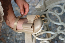 Load image into Gallery viewer, [Gold Shimmer] Bow Shoes
