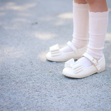 Load image into Gallery viewer, [Beige Shimmer] Bow Shoes
