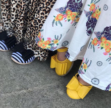 Load image into Gallery viewer, [Yellow] Bow Shoes
