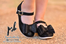 Load image into Gallery viewer, [Black Brushed] Bow Shoes
