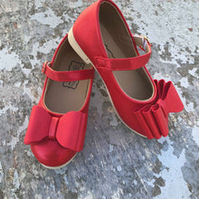 Load image into Gallery viewer, [Red Shimmer w/ Brown Sole] Bow Shoes
