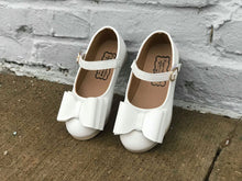 Load image into Gallery viewer, [White] Bow Shoes
