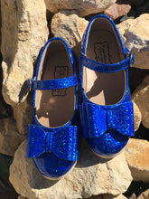 Load image into Gallery viewer, [Blue Sparkle] Bow Shoes
