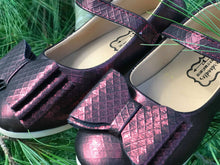 Load image into Gallery viewer, [Black Cherry] Bow Shoes
