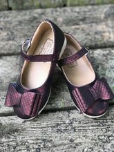 Load image into Gallery viewer, [Black Cherry] Bow Shoes
