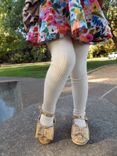 Load image into Gallery viewer, [Gold Speck Cork] Bow Shoes
