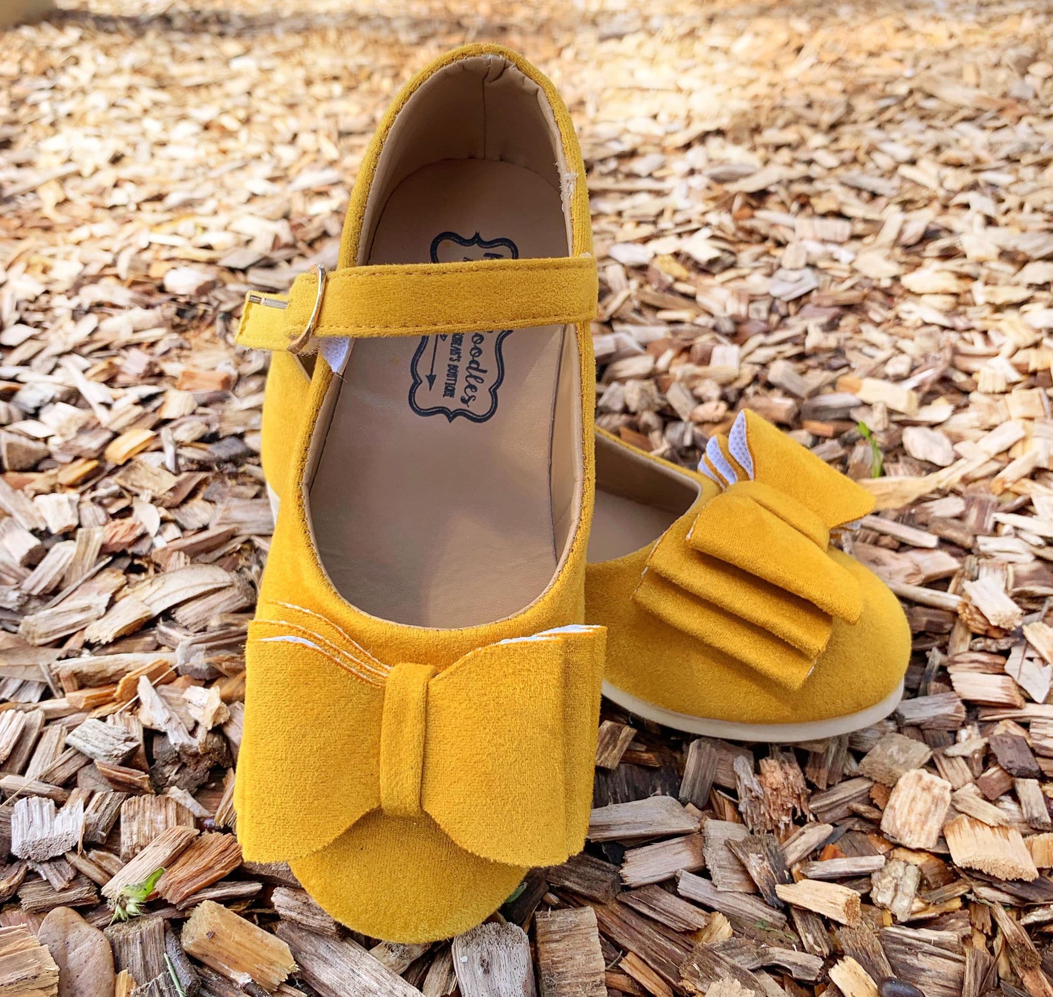 [Mustard Suede] Bow Shoes