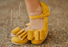 Load image into Gallery viewer, [Mustard Suede] Bow Shoes
