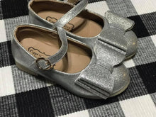 Load image into Gallery viewer, [Glitter Silver] Bow Shoes
