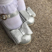 Load image into Gallery viewer, [Glitter Silver] Bow Shoes
