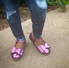 Load image into Gallery viewer, [Eggplant Shimmer] Bow Shoes
