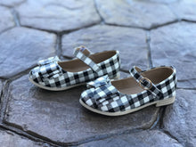 Load image into Gallery viewer, [White Buffalo Plaid] Bow Shoes
