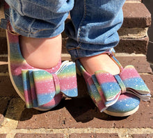 Load image into Gallery viewer, [Glitter Rainbow] Bow Shoes
