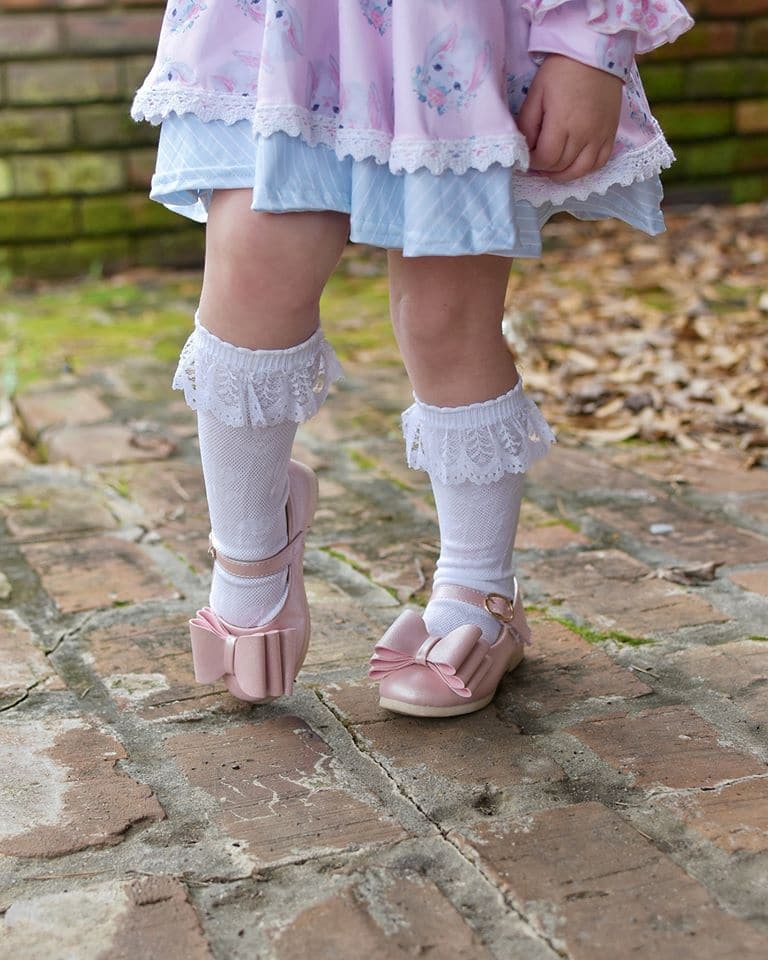 [White + Lace Trim] Tall Socks