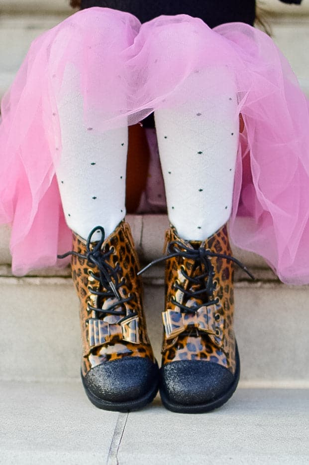 [Leopard + Black Glitter Toe] Boots