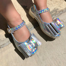 Load image into Gallery viewer, [Holographic + Iridescent] Bow Shoes
