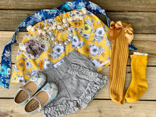 Load image into Gallery viewer, [Holographic + Iridescent] Bow Shoes
