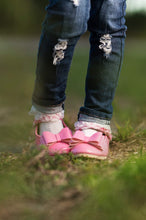 Load image into Gallery viewer, [Bubblegum Pink] Bow Shoes Toddler 5
