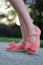 Load image into Gallery viewer, [Coral] Bow Shoes
