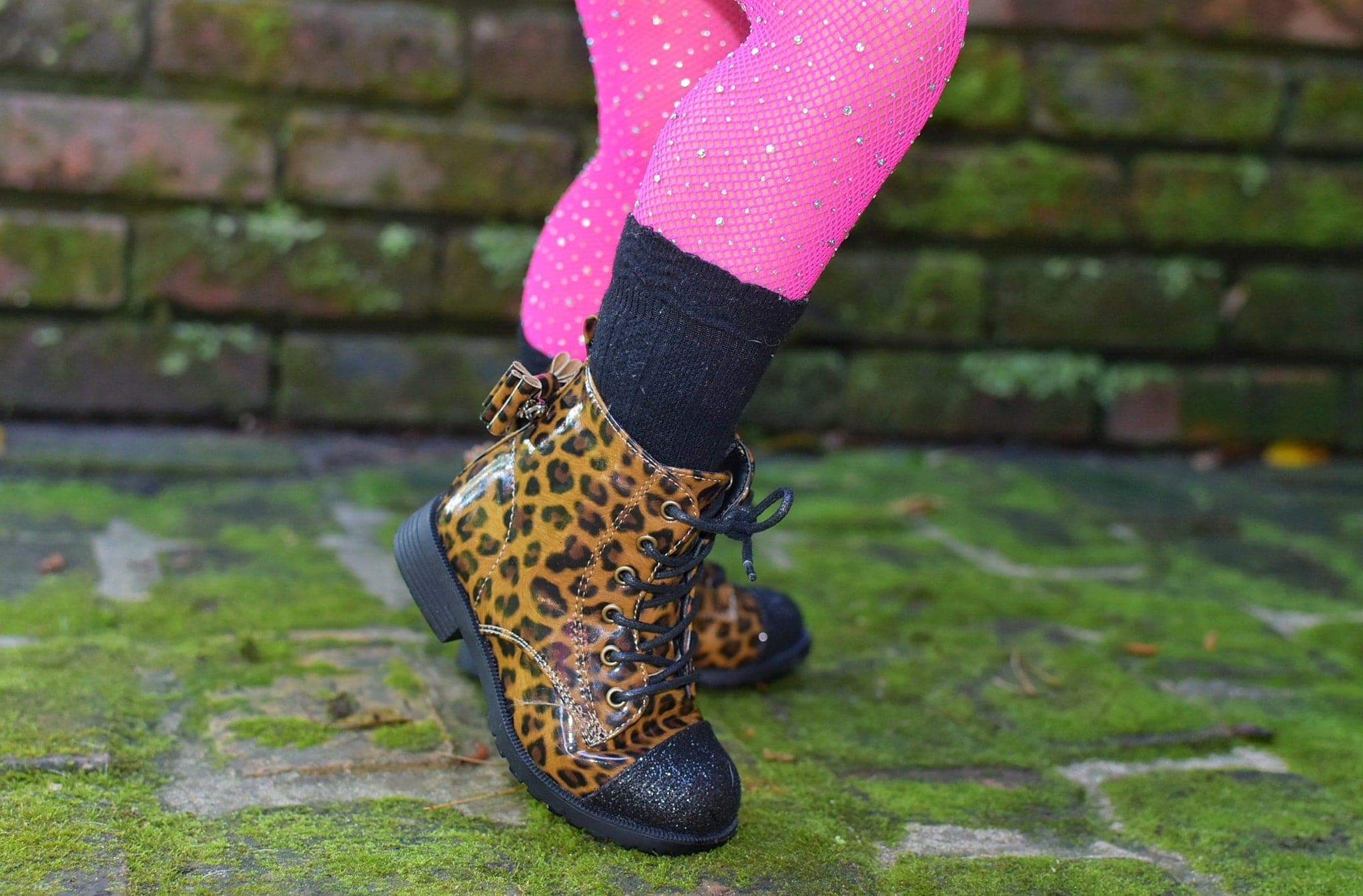 [Leopard + Black Glitter Toe] Boots