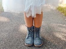 Load image into Gallery viewer, [Charcoal Haze] Boots
