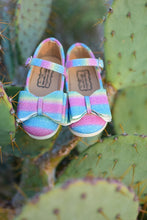 Load image into Gallery viewer, [Glitter Rainbow] Bow Shoes
