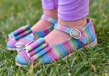 Load image into Gallery viewer, [Glitter Rainbow] Bow Shoes
