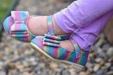 Load image into Gallery viewer, [Glitter Rainbow] Bow Shoes
