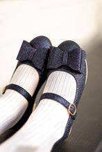 Load image into Gallery viewer, [Navy Glitz] Bow Shoes
