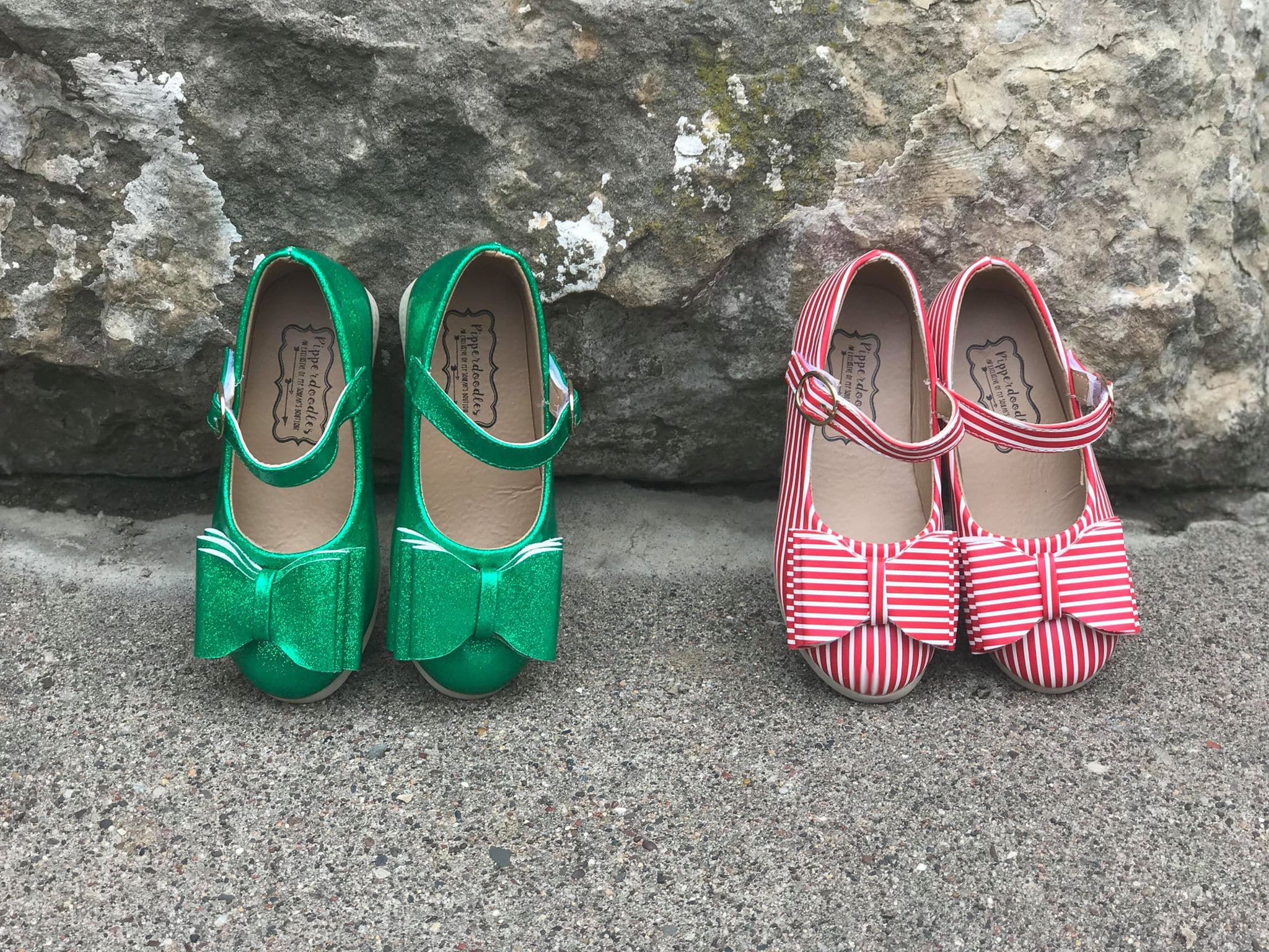 [Red + White Stripe] Bow Shoes