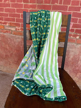 Load image into Gallery viewer, [Gr*nchin&#39;] Blanket
