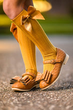 Load image into Gallery viewer, [Camel Basket Weave] Bow Shoes
