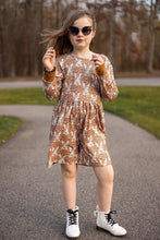 Load image into Gallery viewer, [The Spotted Hopper] Romper
