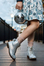 Load image into Gallery viewer, [Silver Shimmer 2.0] Boots
