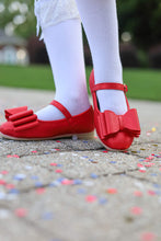 Load image into Gallery viewer, [Red Shimmer] Bow Shoes

