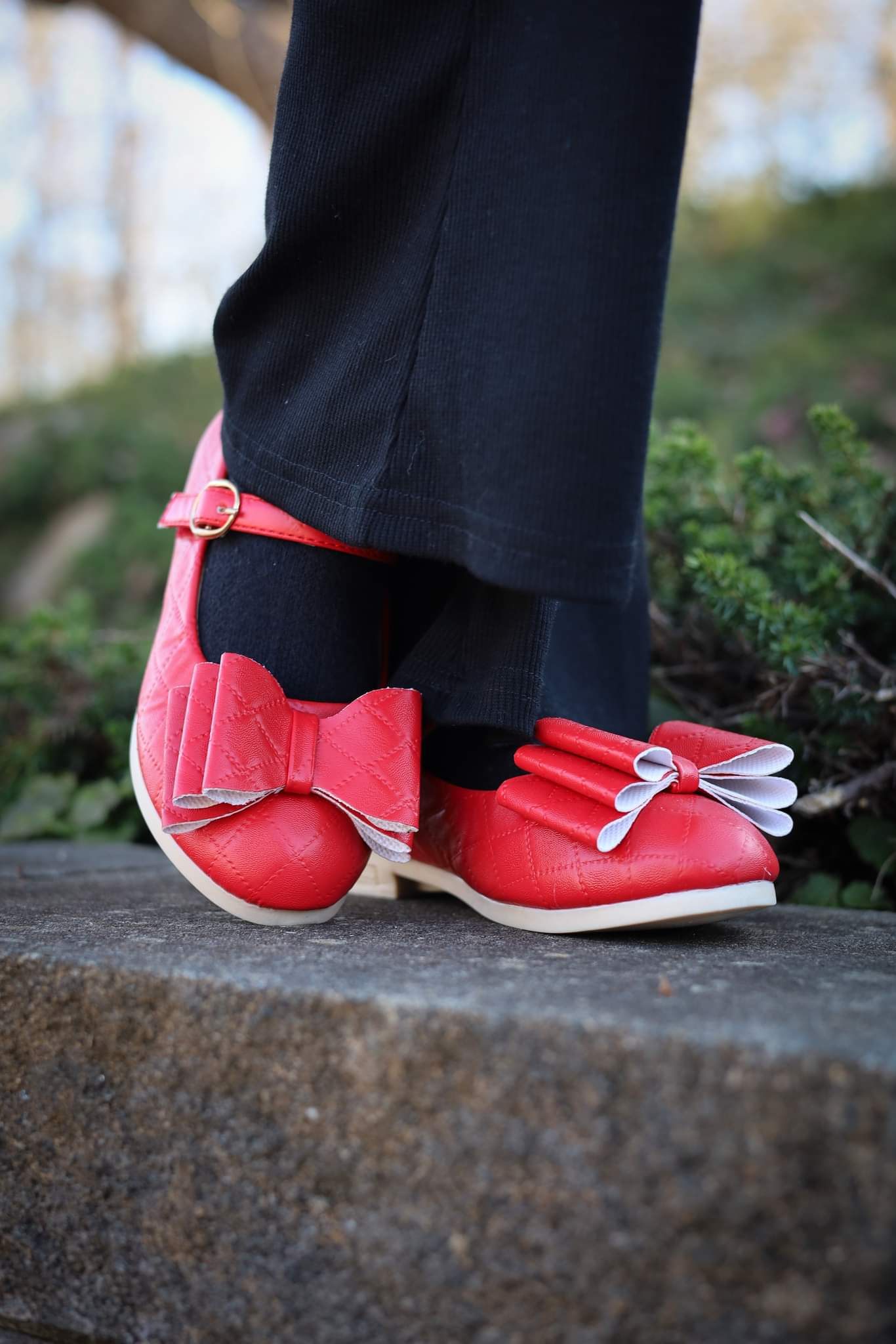 [Red Quilted] Bow Shoes