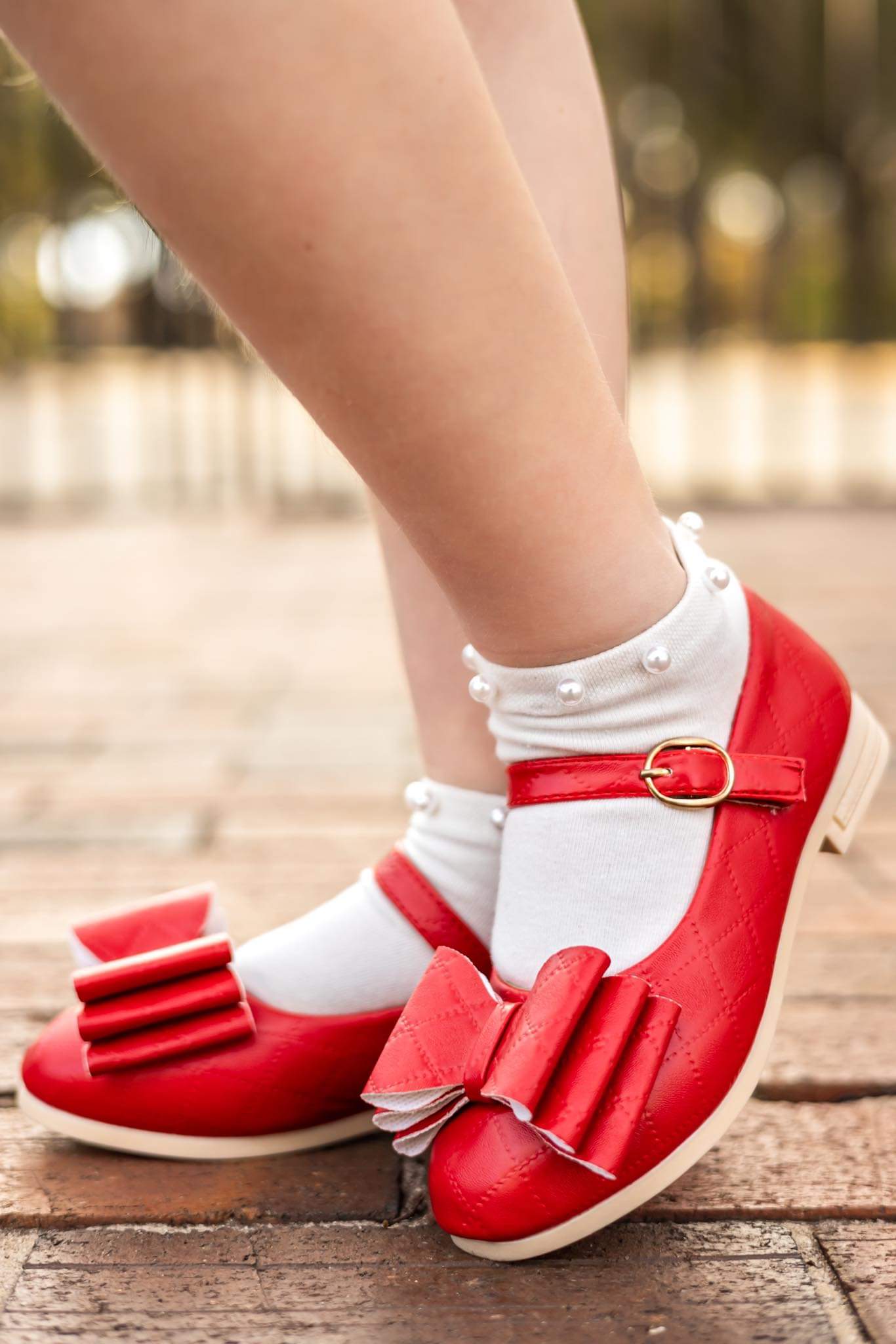 [Red Quilted] Bow Shoes