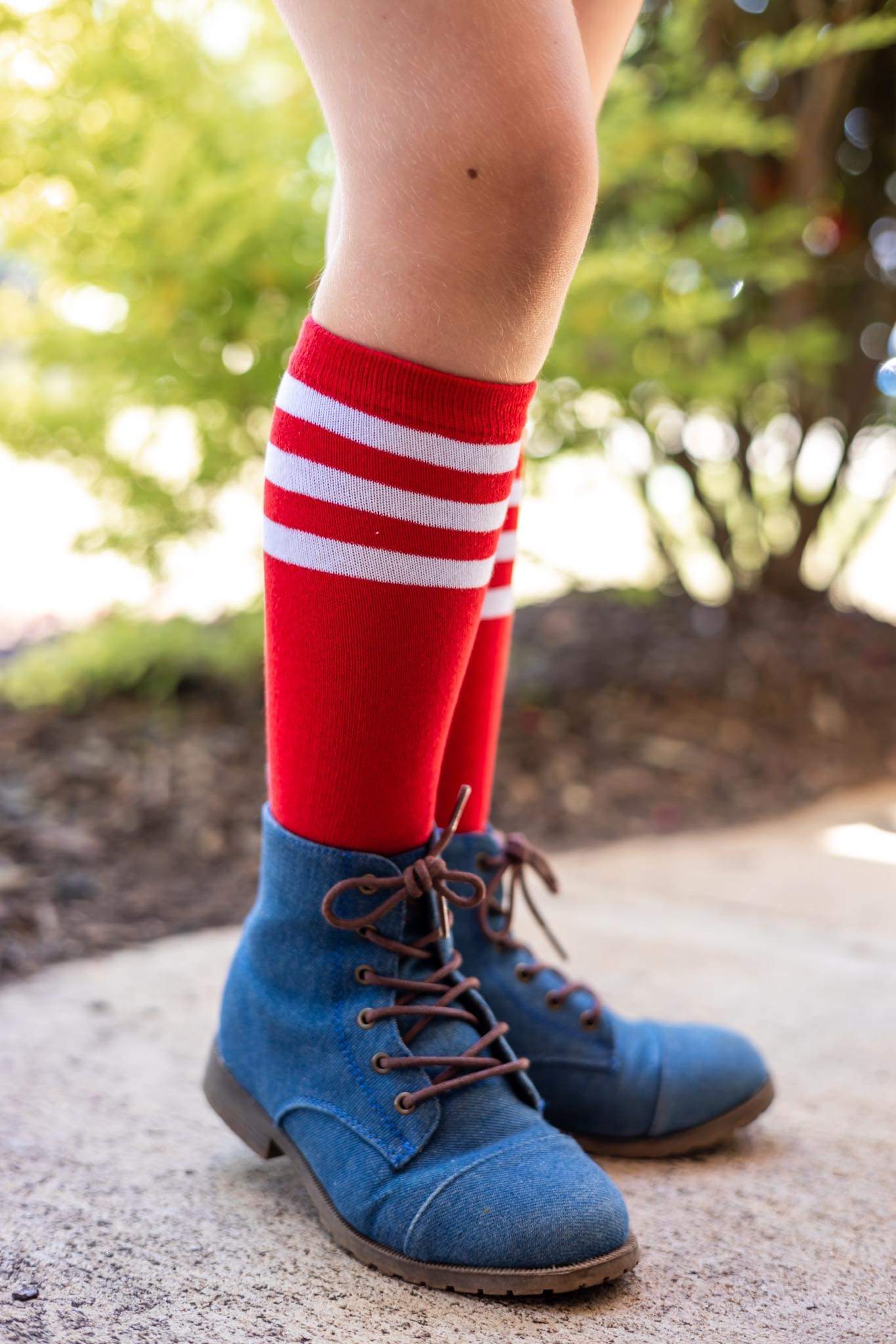 [Red w/ White Stripe] Baseball Socks