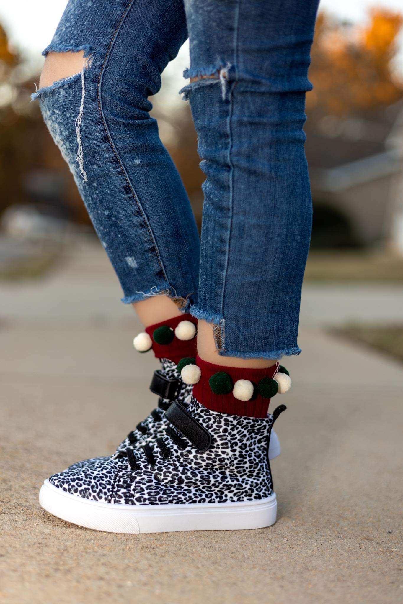 [Maroon w/ Green + White Poms] Socks