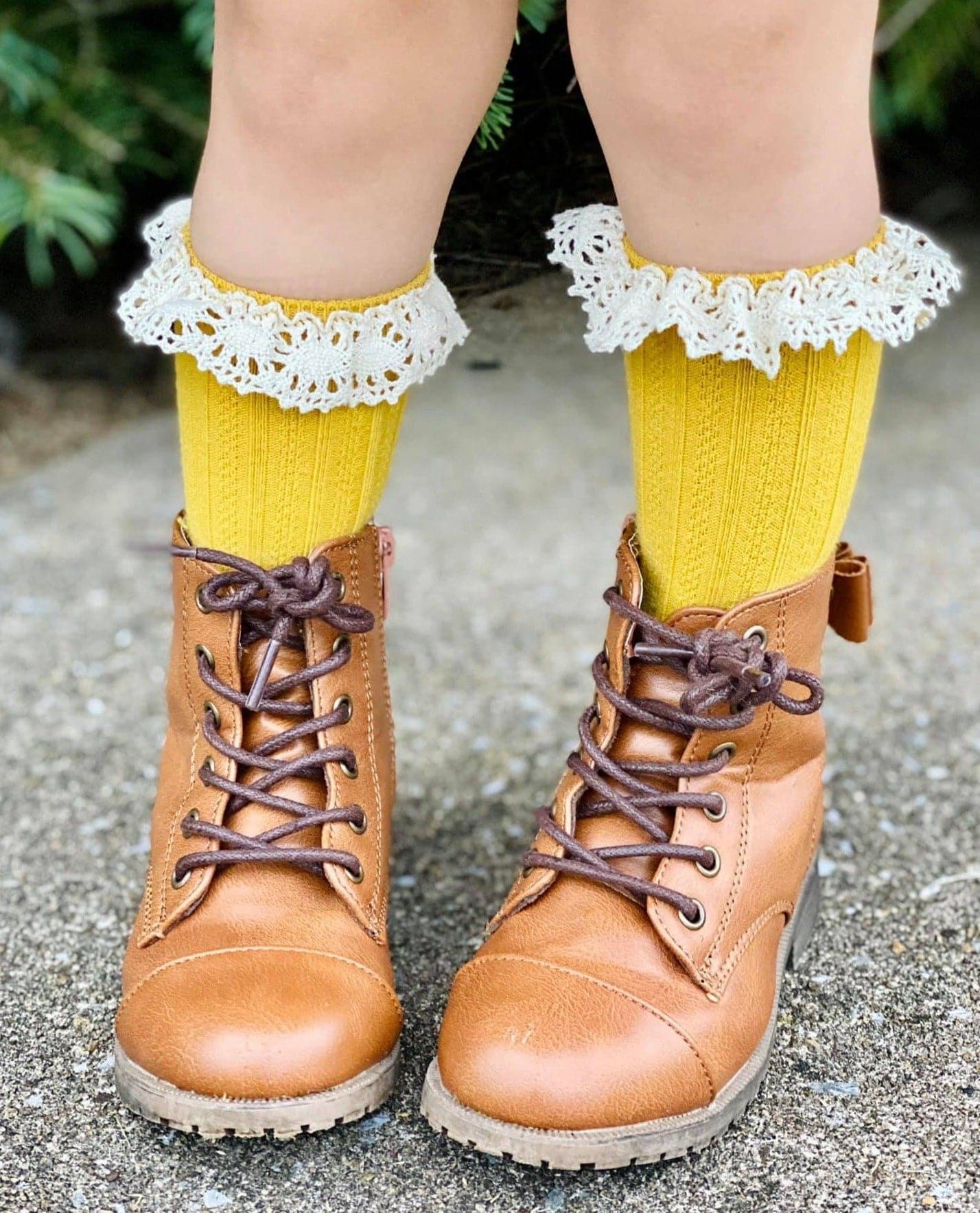 [Mustard w/ Cream Lace] Cable Knit Tall Socks