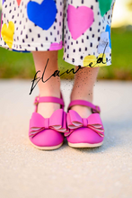 Load image into Gallery viewer, [Berry] FLAWED Bow Shoes
