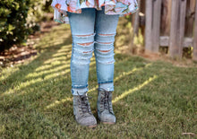 Load image into Gallery viewer, [Charcoal Haze] Boots
